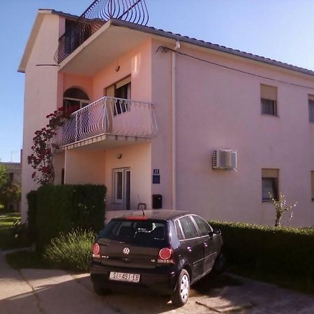 Apartmani Ledenko Kaštela Exterior foto