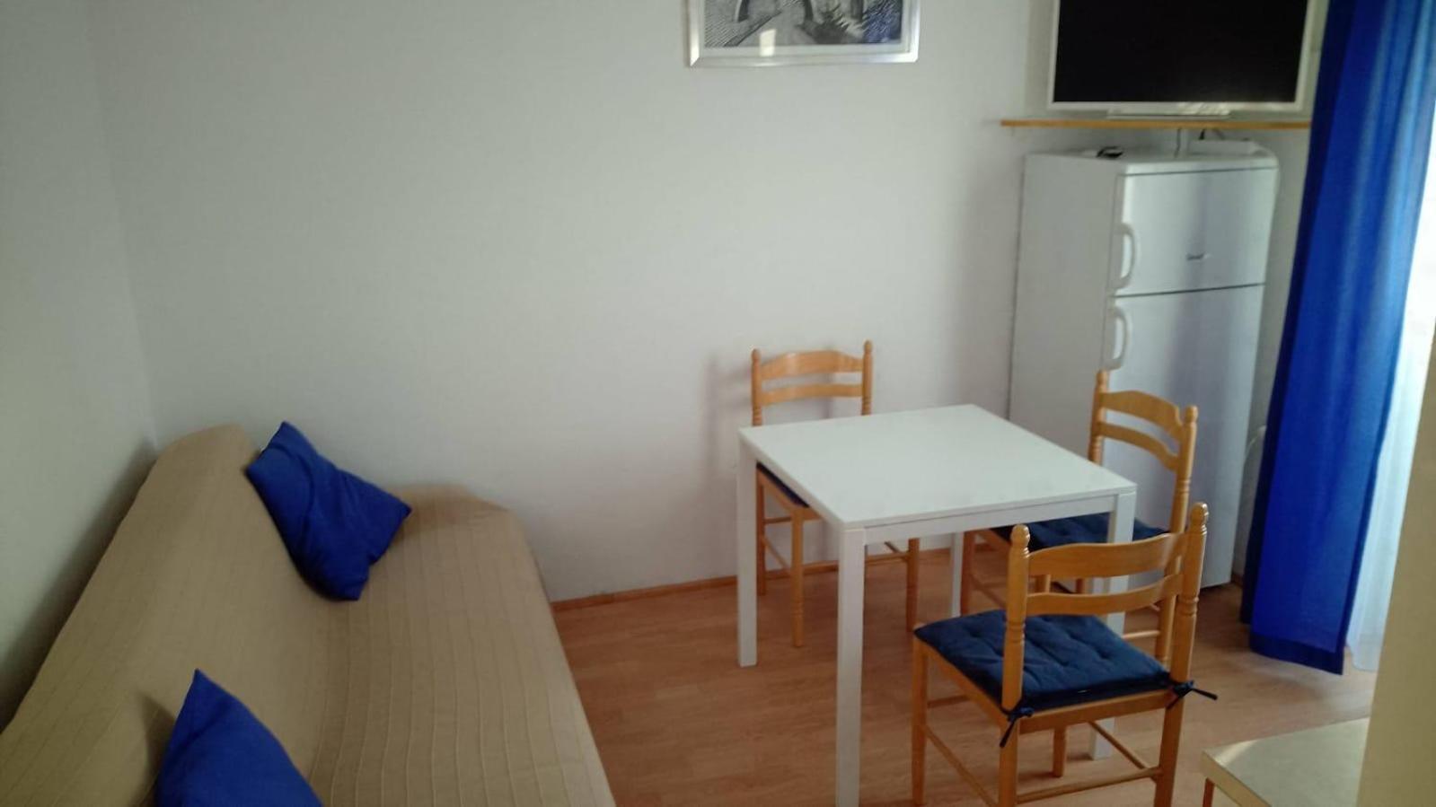 Apartmani Ledenko Kaštela Exterior foto